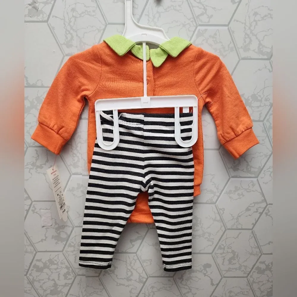 Nwt Baby Unisex Boy or Girl Halloween Pumpkin Outfit,  Size NB, 6 months